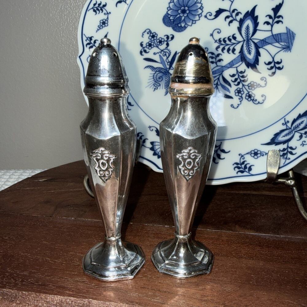 Vintage Trent Silverplate Salt & Pepper Shakers – Art Deco Style Pair Design 10